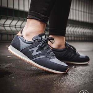 New Balance WL 420 SCA Outer Space :: 8, EUC